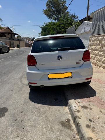 פולקסווגן פולו 