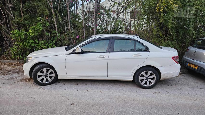 מרצדס-בנץ C-class