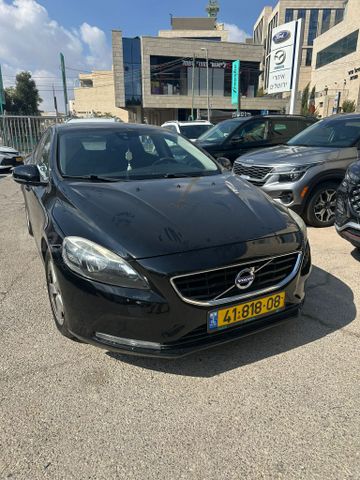 מודעת רכב וולוו V40