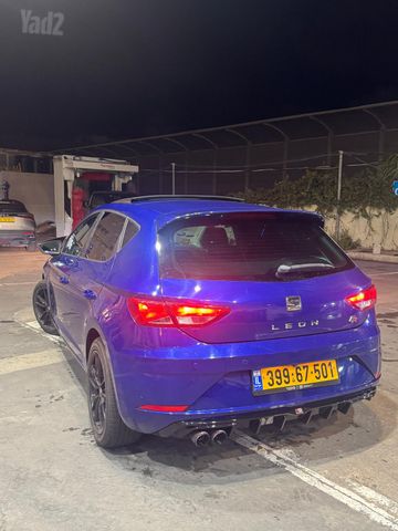 סיאט לאון