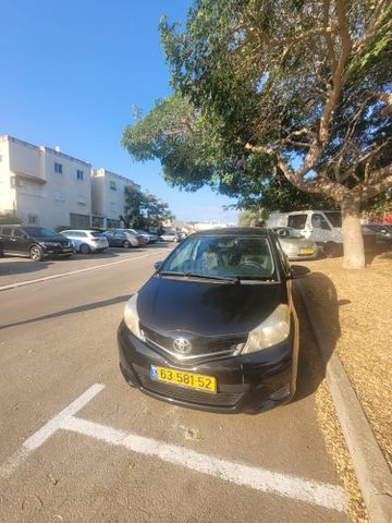 מודעת רכב טויוטה יאריס
