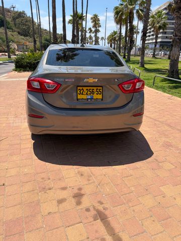 שברולט קרוז