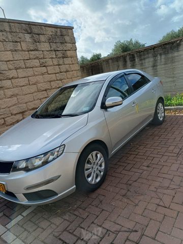 מודעת רכב קיה פורטה 
