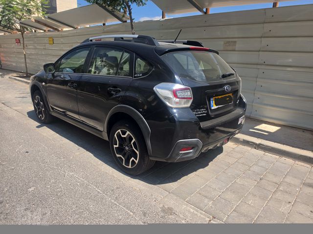 מודעת רכב סובארו XV