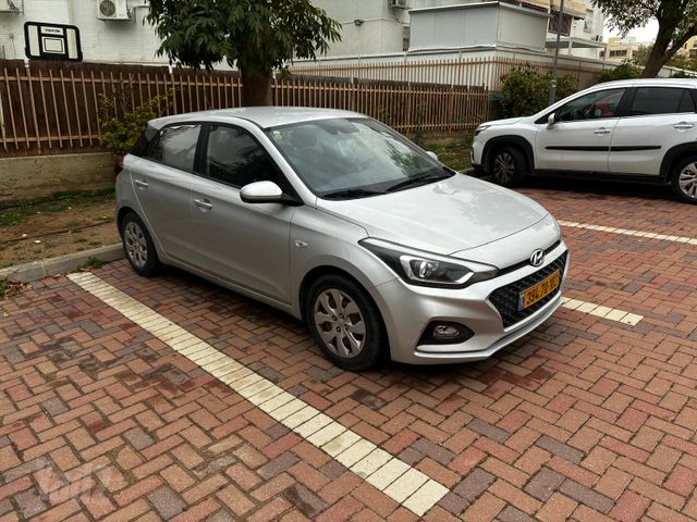 מודעת רכב יונדאי i20