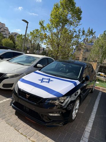 סיאט לאון