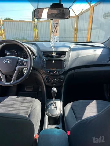 יונדאי אקסנט i25