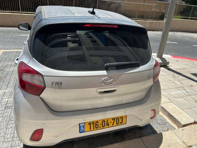 יונדאי i10