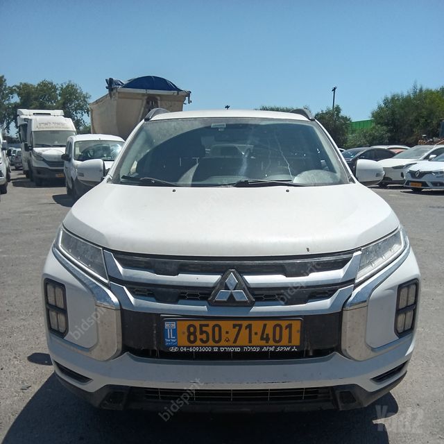 מודעת רכב מיצובישי ASX