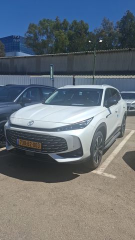 מודעת רכב אם ג'י EHS PHEV