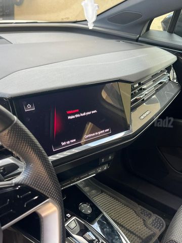 מודעת רכב אאודי Q4 e-tron