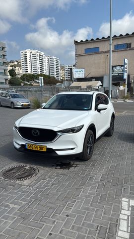 מודעת רכב מאזדה CX-5