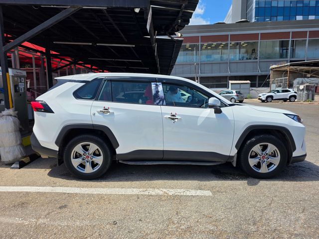 טויוטה RAV4