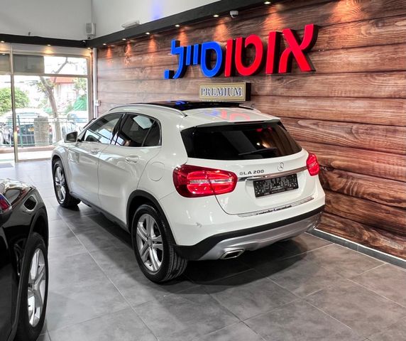 מרצדס-בנץ GLA