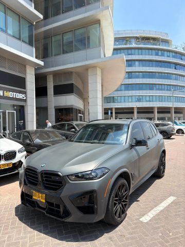 ב מ וו X5 M
