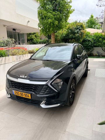 ספורטז' Premium היברידי אוט׳ 1.6 (210 כ״ס)