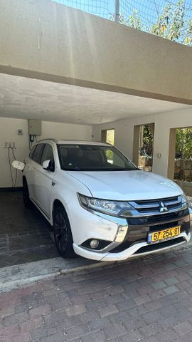 מודעת רכב מיצובישי אאוטלנדר