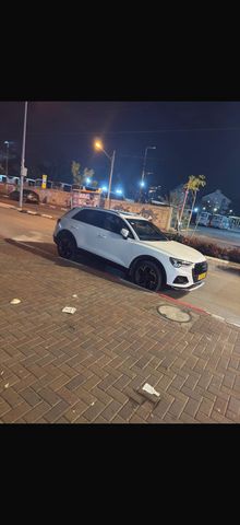 אאודי Q3