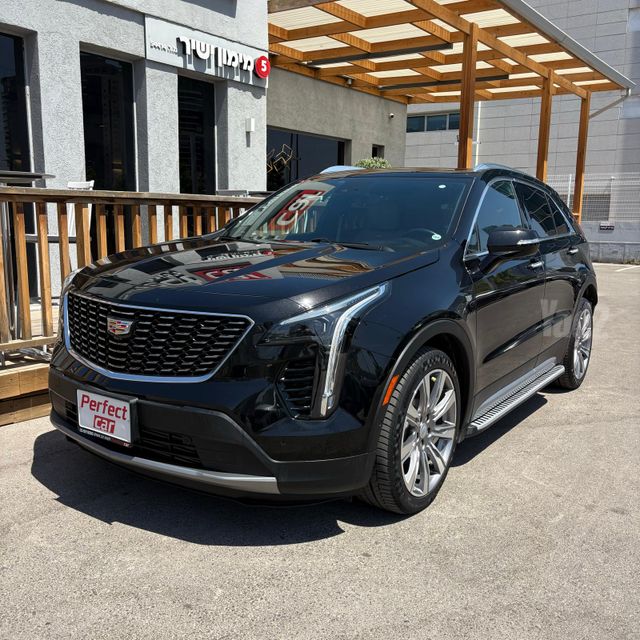 מודעת רכב קאדילק XT4