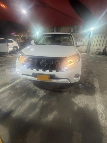 טויוטה לנד קרוזר