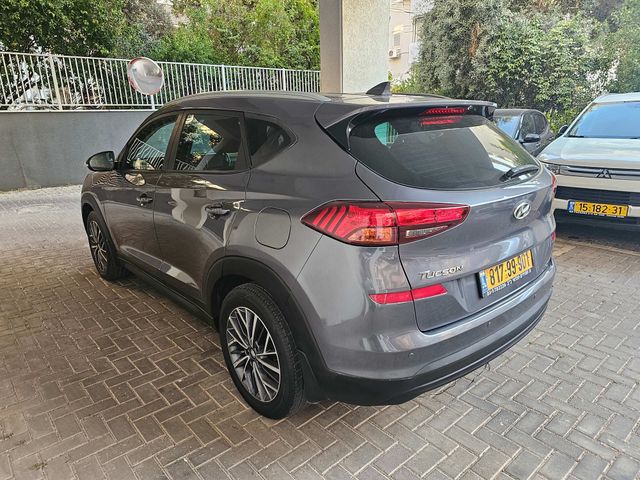 מודעת רכב יונדאי טוסון