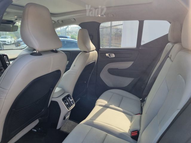 וולוו XC40