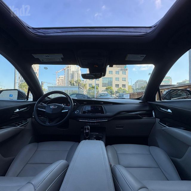קאדילק XT4