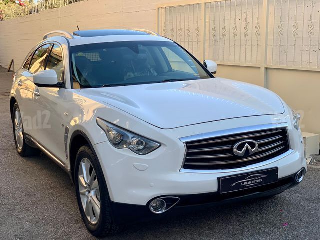 אינפיניטי QX70