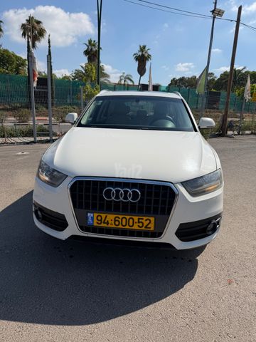 אאודי Q3