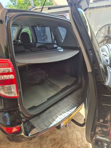 טויוטה RAV4