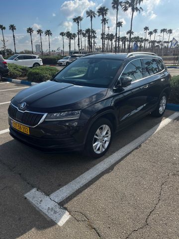 מודעת רכב סקודה קארוק