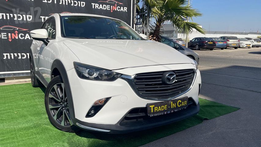 מודעת רכב מאזדה CX-3