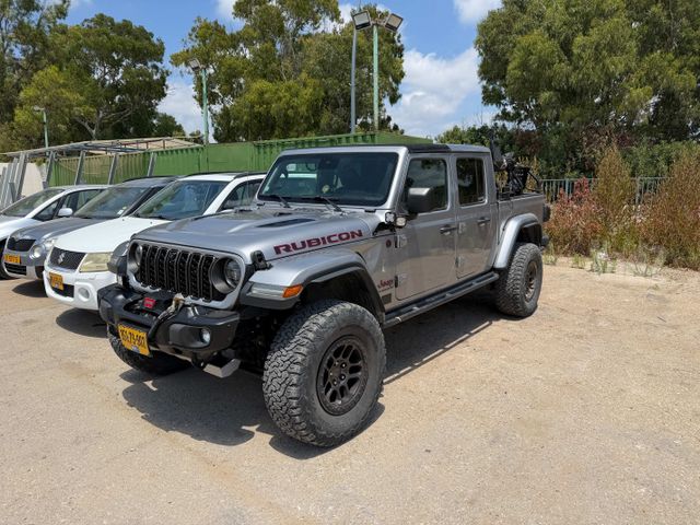 ג'יפ גלדיאטור
