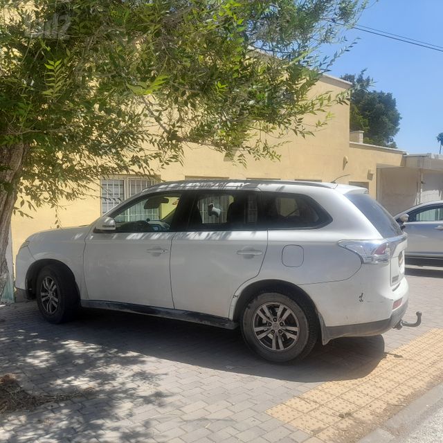 מודעת רכב מיצובישי אאוטלנדר