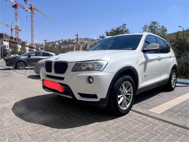 ב מ וו X3