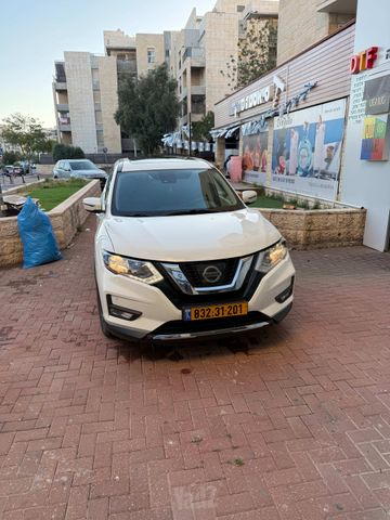 ניסאן אקס טרייל