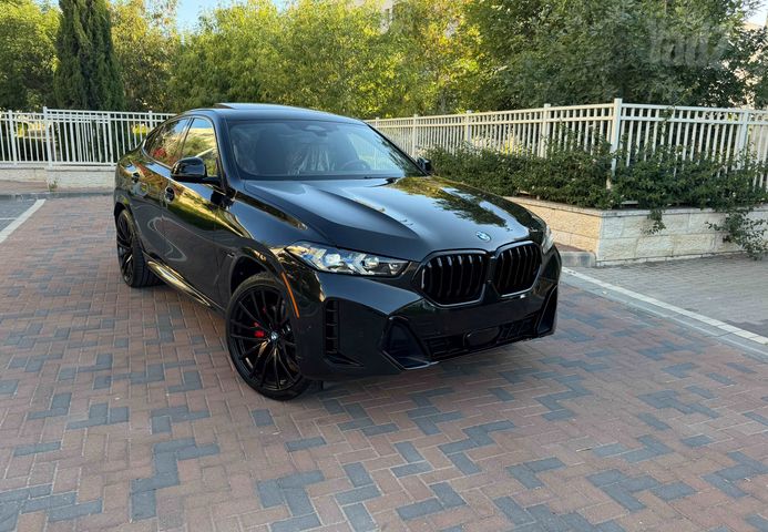 ב מ וו X6