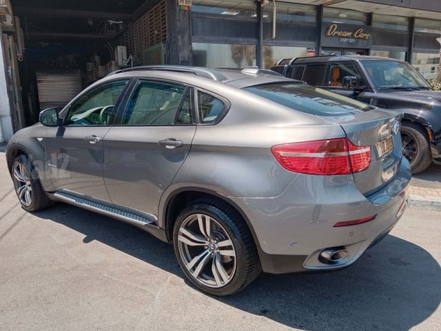 ב מ וו X6