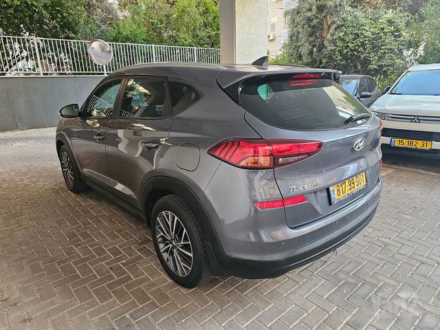 מודעת רכב יונדאי טוסון