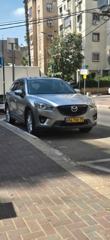 מודעת רכב מאזדה CX-5