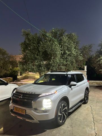 מיצובישי אאוטלנדר