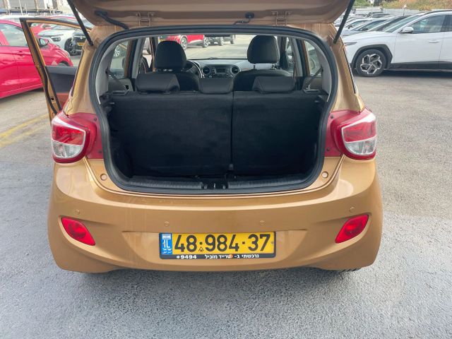 יונדאי i10