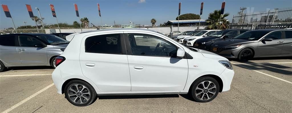 מיצובישי ספייס סטאר