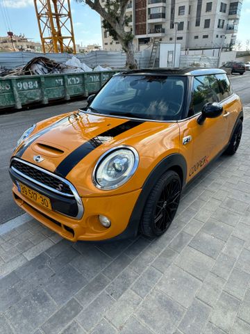 מודעת רכב מיני קופר