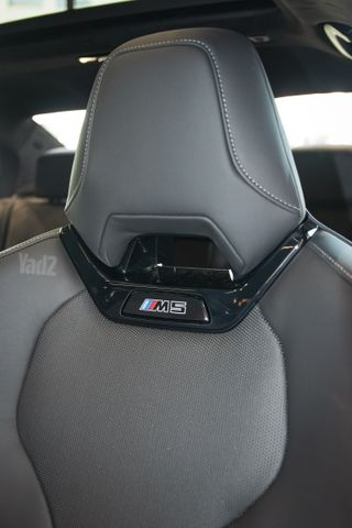 ב מ וו M5