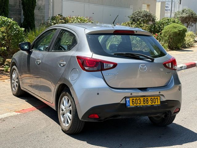 מאזדה 2