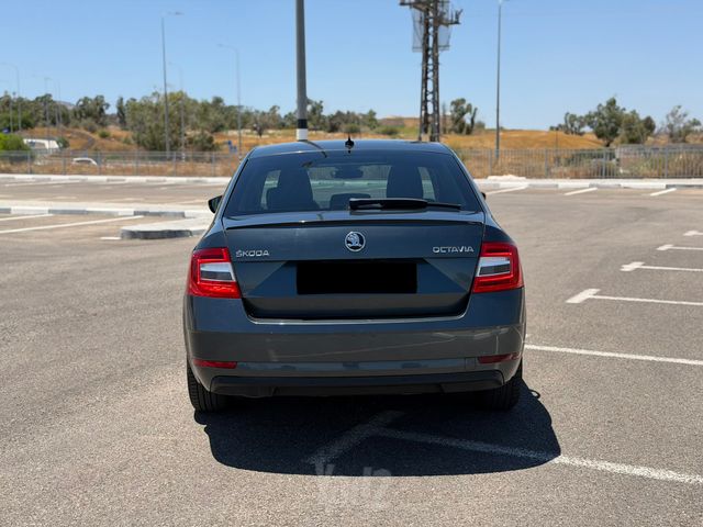 סקודה אוקטביה 