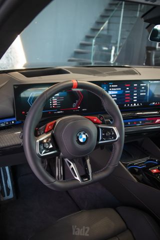 ב מ וו M5