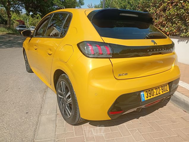 פיג'ו 208