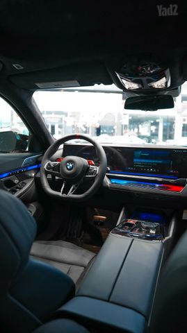 ב מ וו M5